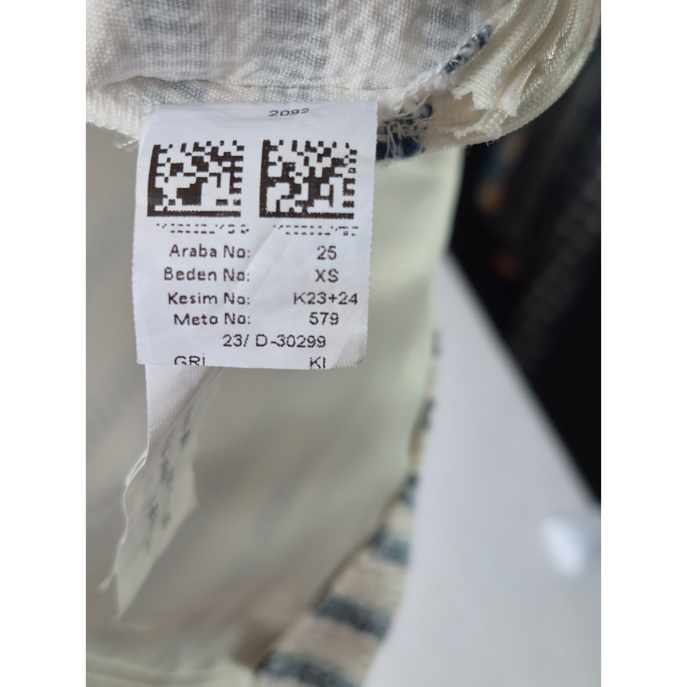 Zara Knit Skort Womens XS White Blue Striped Textured Wrap Shorts Skirt - Picture 6 of 7